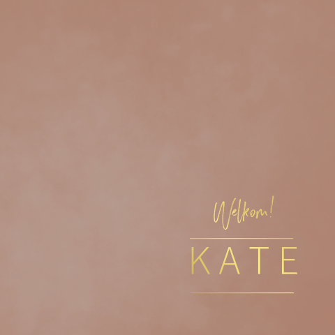 Minimalistisch geboortekaartje voor meisje roest oranje en goudfolie