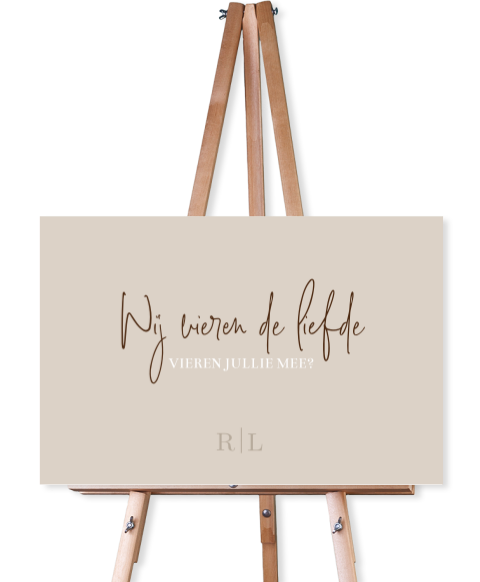 Welkomstbord voor op een bruiloft vieren de liefde beige