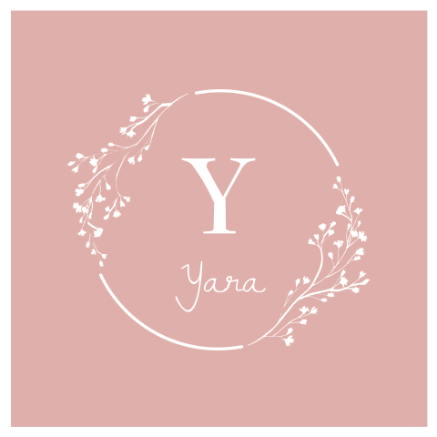 Süße Geburtskarte mit Monogramm in einem Blumenkranz