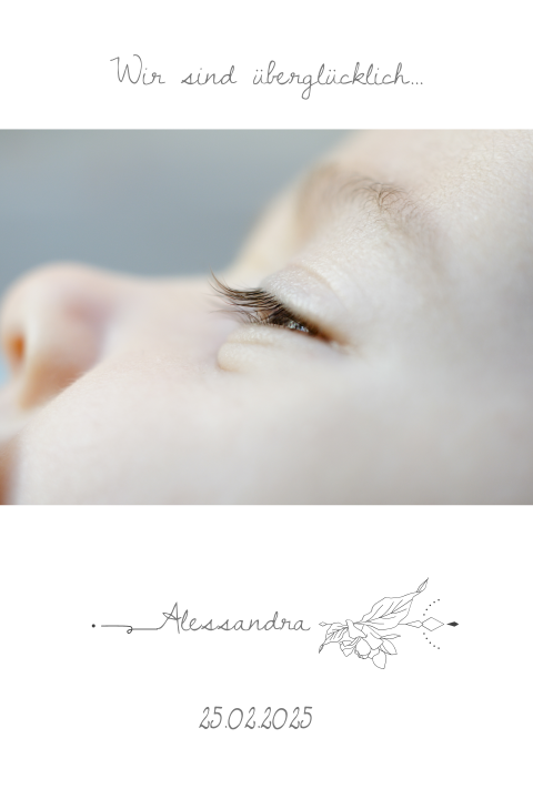 Geburtskarte mit feinem floralen Motiv und Foto