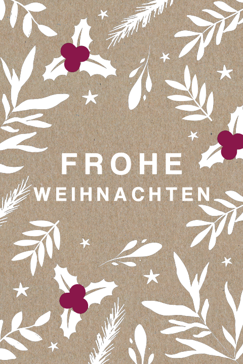 Hübsche Weihnachtskarte mit weißen Pflanzen auf Kraftpapier