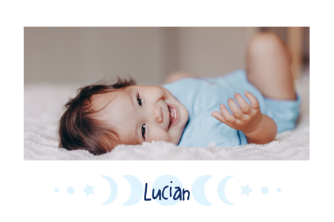 Elegante Geburtskarte mit einem Foto und kleinen Monden