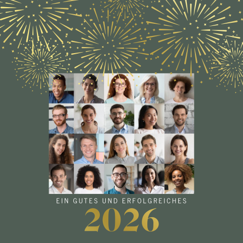 Neujahrskarte mit Fotos und Feuerwerk in Foliendruck