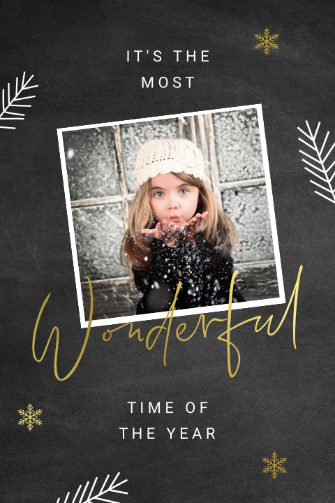 Goudfolie kerstkaart met foto op krijtbord achtergrond
