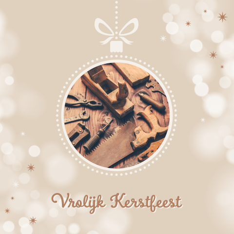 Zakelijke kerstkaart met foto gereedschap in kerstbal