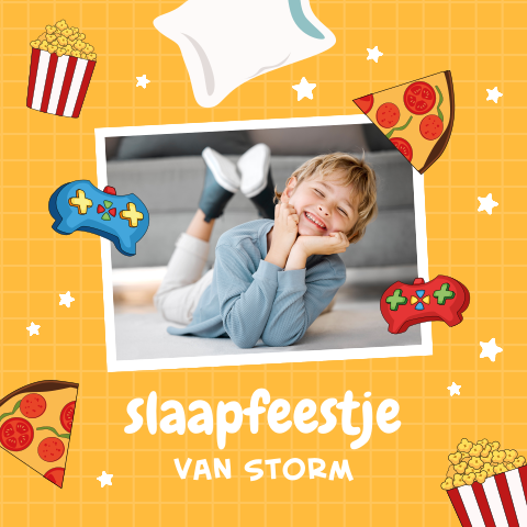 Slaap en game feestje met pizza, popcorn en eigen foto