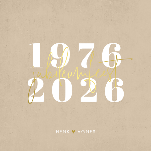Typografische jubileum uitnodiging 50 jaar met goudfolie