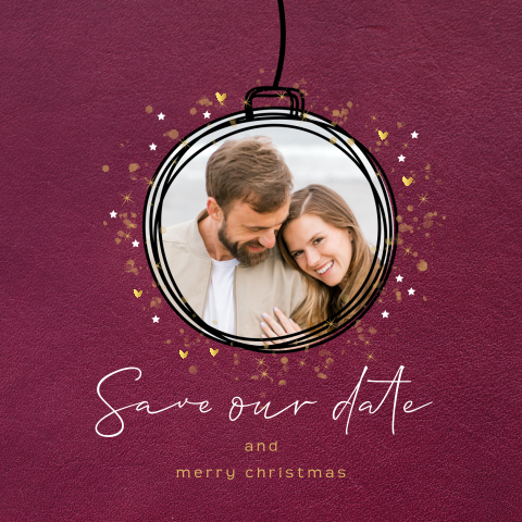 Save the Date kerstkaart met eigen foto in kerstbal