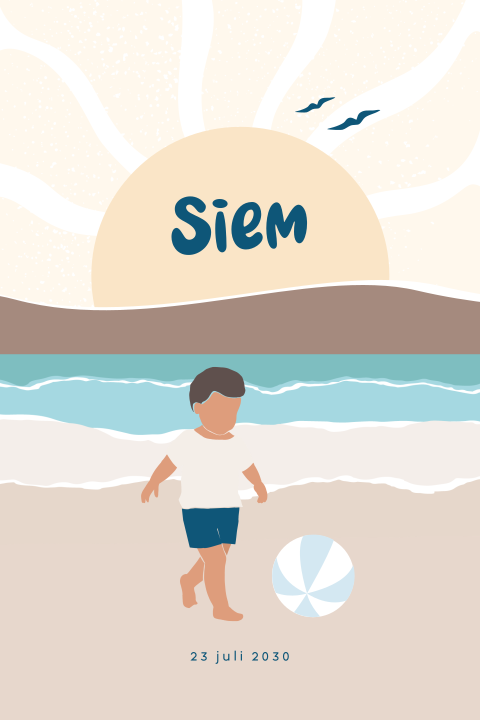 Zomer geboortekaartje jongen op strand met zee en zon