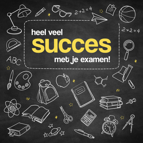 Succes examen met krijtbord rugtas en schoolboeken