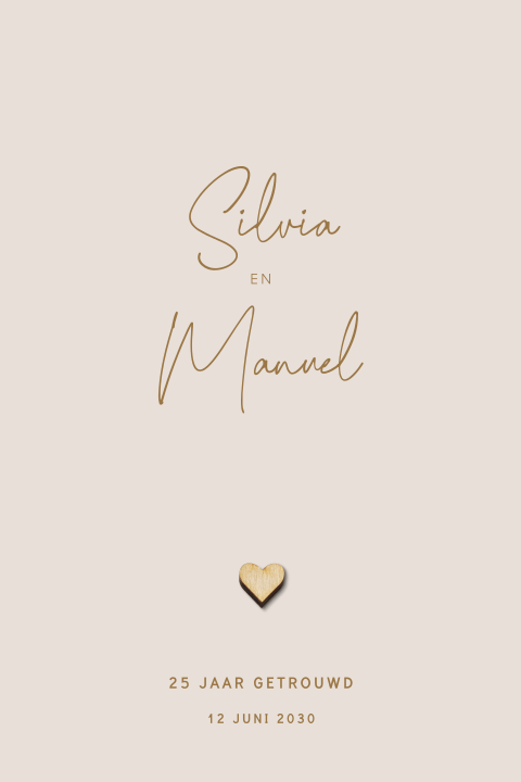 Stijlvolle uitnodiging huwelijksjubileum 25 jaar met houten hartje