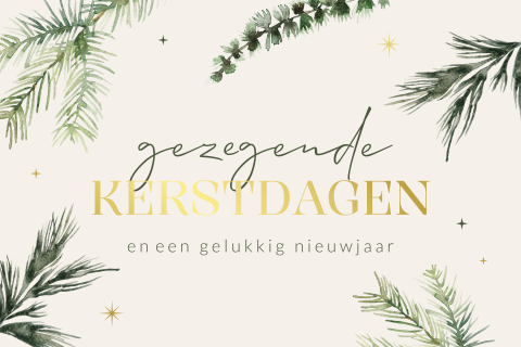Christelijke kerstkaart gezegende kerst met dennentakken en foliedruk