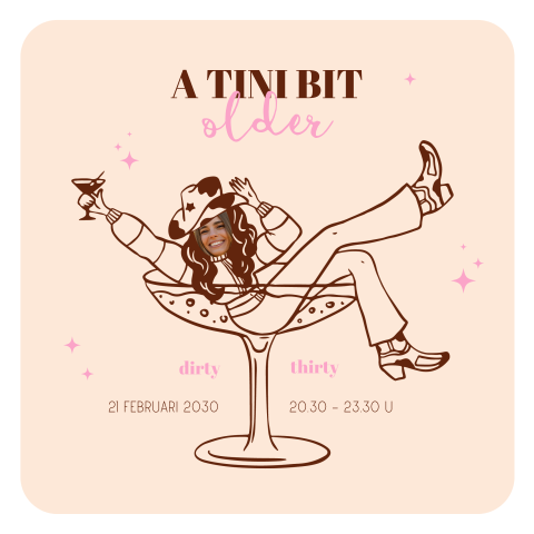 Grappige 30 jaar verjaardag uitnodiging met cowgirl in cocktailglas