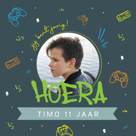 Game controllers fotokaart voor een jongen met naam en leeftijd