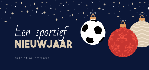 Kerstkaart zakelijk met een voetbal kerstbal
