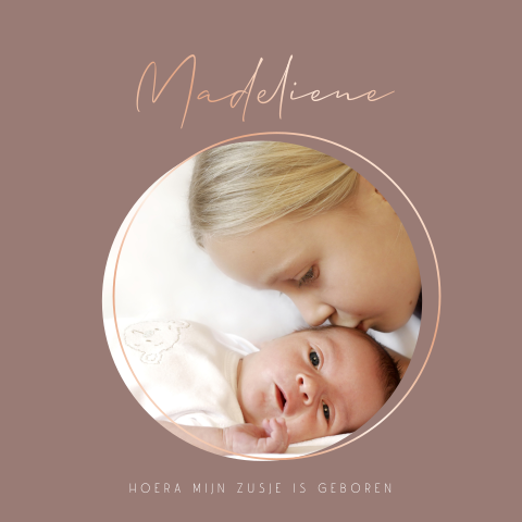 Meisjes roséfolie geboortekaartje met ronde hoeken en foto