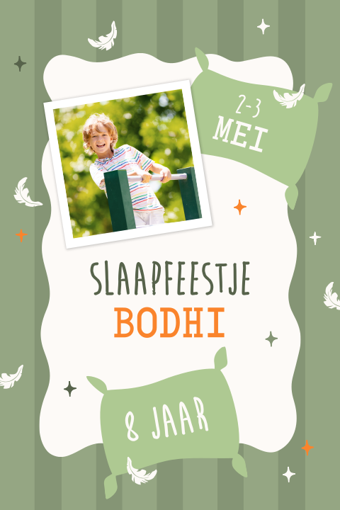 Slaapfeestje uitnodiging met kussens en eigen foto