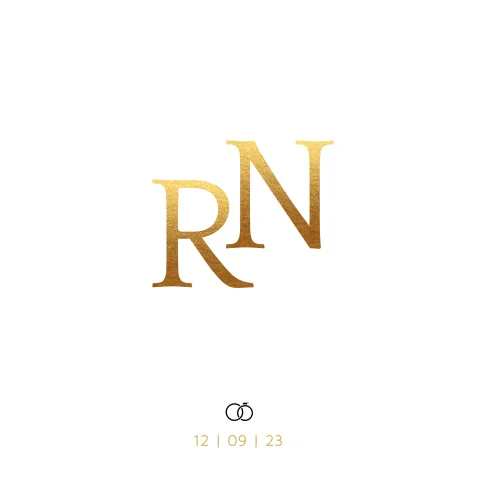 Basic trouwkaart met initialen in goudlook