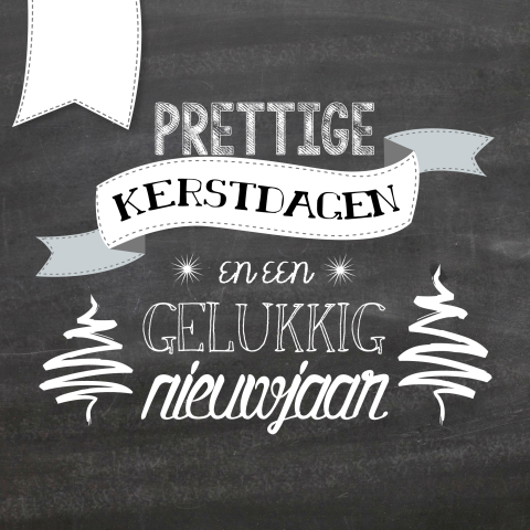 Zakelijke kerstkaart met kerstbomen op krijtbordstijl