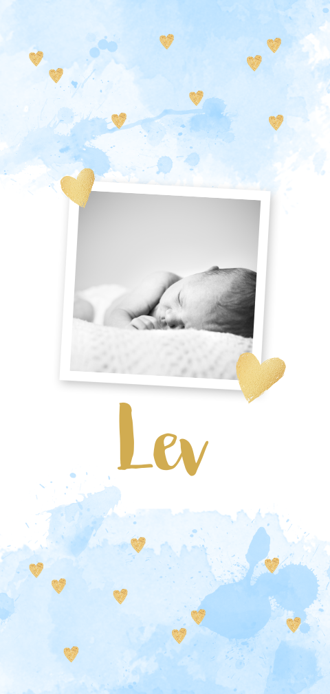 Mooi geboortekaartje in lichtblauw met foto en goudkleurige hartjes