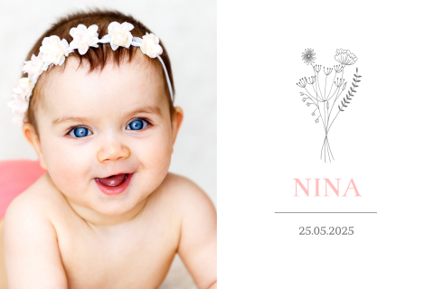 Lief geboortekaartje voor meisje met simpel ontwerp van foto en boeket