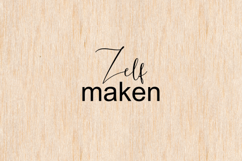 Enkele liggende kerstkaart op echt hout