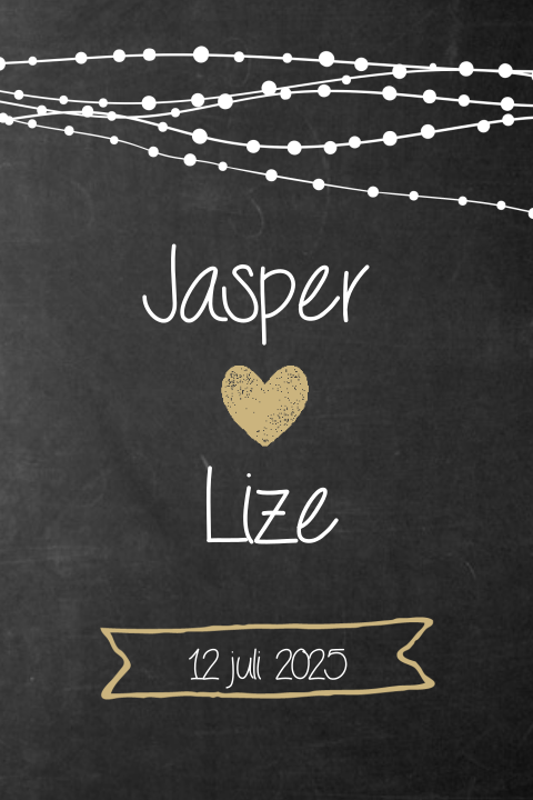 Trouwkaart met lampjes slinger en krijtbord achtergrond