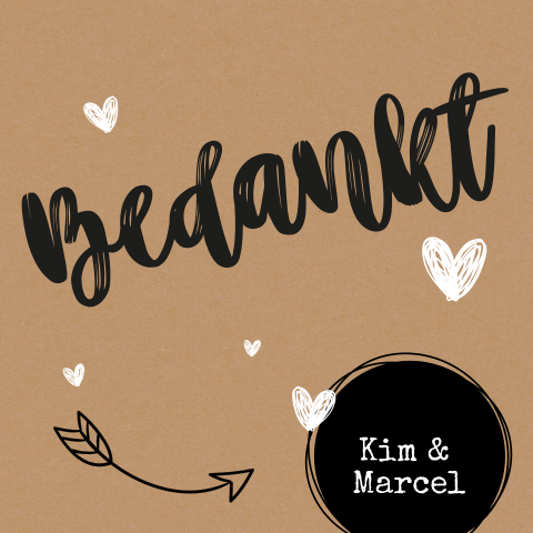 Hippe bedankkaart bruiloft met hartjes op kraft-look