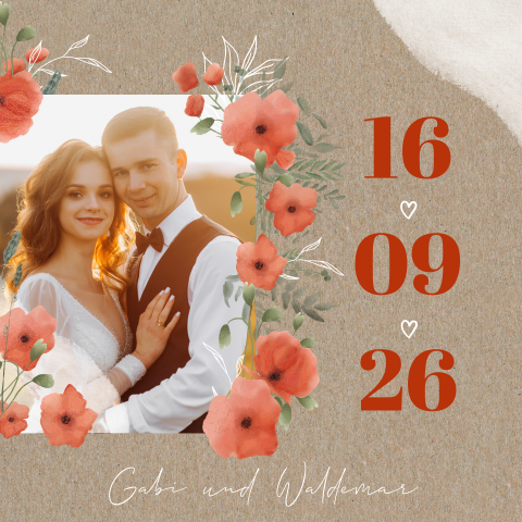 Quadratische Kraftpapierlookkarte Einladung mit Mohnblüten in rot