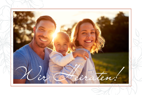 Schlichte Einladungskarte mit gerahmten Foto und Line Art Blumen