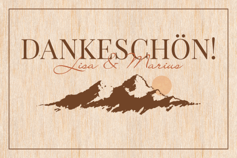 Danksagungskarte aus Holz mit Rahmen, Sonne und Berge in warmen Farben