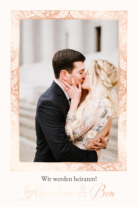 Veredelte Vintage Hochzeitskarte in beige mit Roségold-Rahmen und Foto
