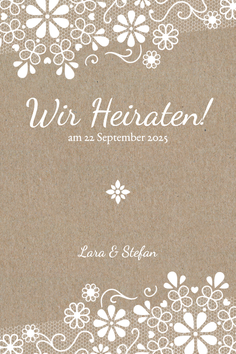 Hochzeitskarte aus Kraftpapier mit floralen Spitzenelementen