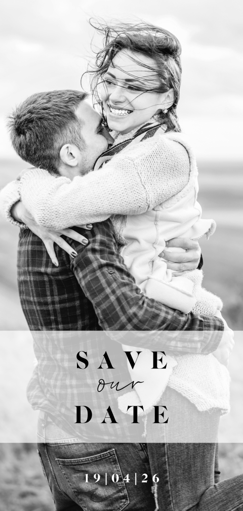 Save the date kaart in zwart wit met grote foto