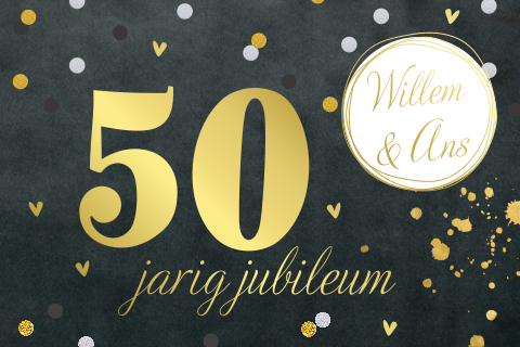 Goudfolie jubileumkaart met krijtbord en confetti