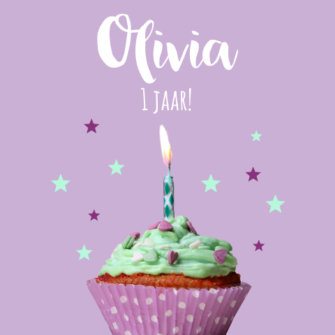 Uitnodiging kinderfeestje voor meisje met paarse cupcake en sterren