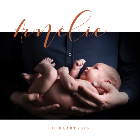 Trendy babykaartje met foto's en regenboogjes