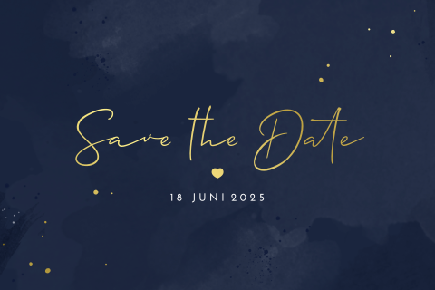 Save the date kaart in donkerblauw met goudfolie hartje