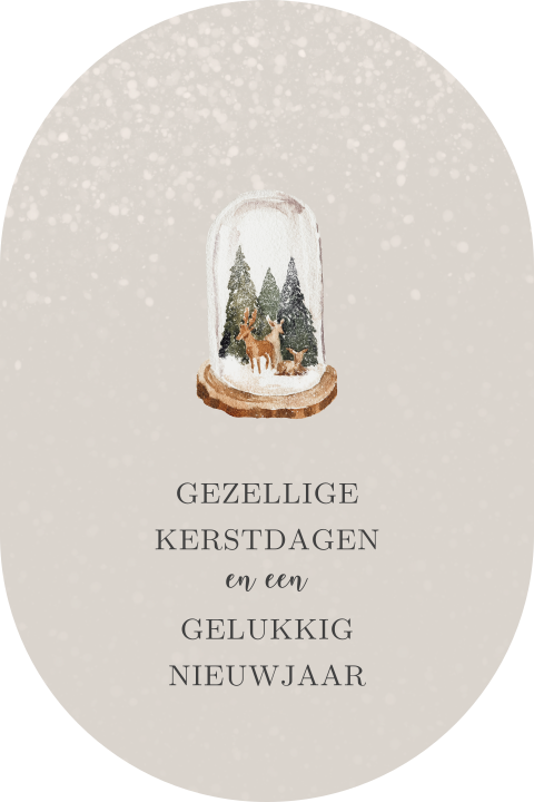 Originele kerstkaart met een sneeuwbol en hertjes