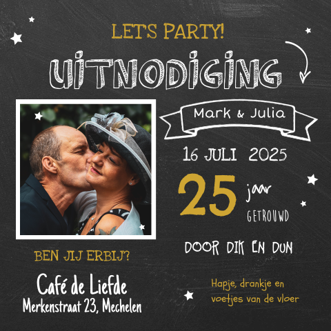 Stoere jubileumkaart met krijtbord achtergrond en typografie