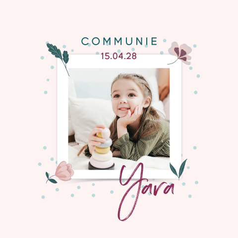 Communiekaart met polaroid, takjes en bloemen