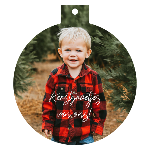 Speciale kerstkaart in de vorm van een kerstbal met persoonlijke foto