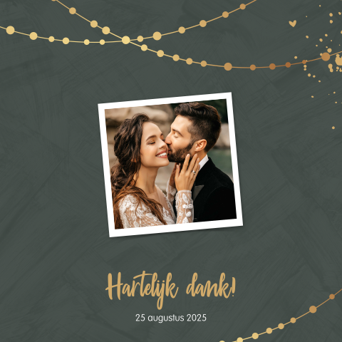 Bedankkaart met foto en slingers op donkergroen