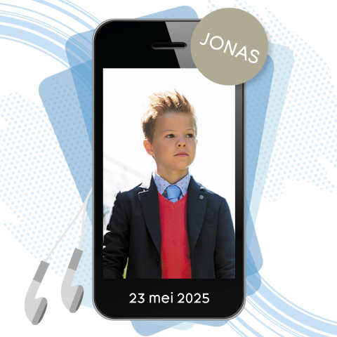 Stoere uitnodiging communie voor een jongen met smartphone en foto