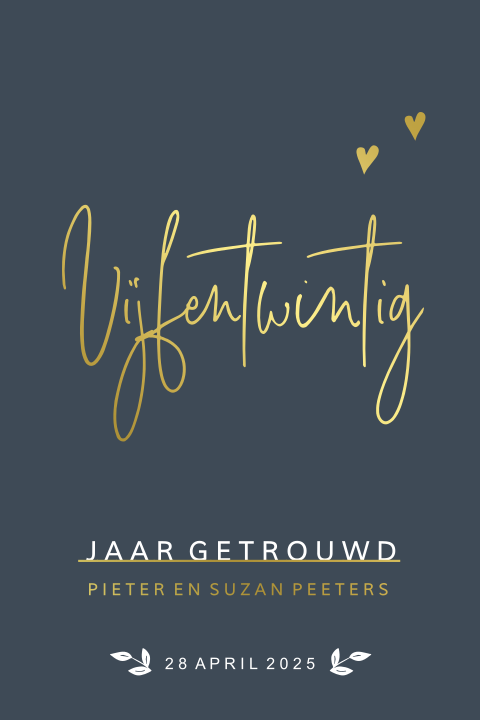 Hippe goudfolie uitnodiging 25 jaar getrouwd met typografie en hartjes