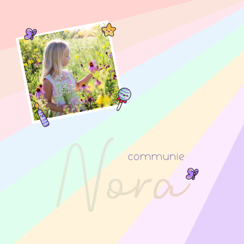 Communiekaart meisje met regenboog, foto en holografie