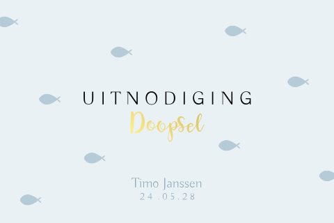 Doopkaartje met goudfolie en visjes op een blauwe achtergrond