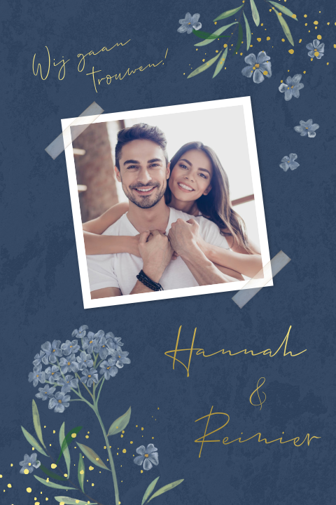 Goudfolie trouwkaart met foto en getekende bloemen