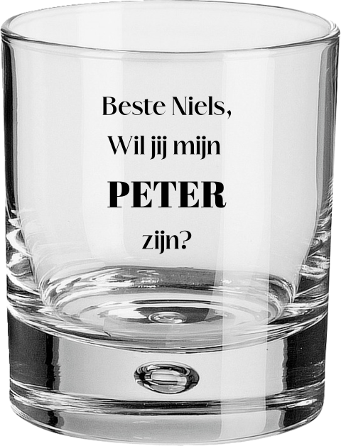 Whisky glas voor vragen van een Peter met dikke letters