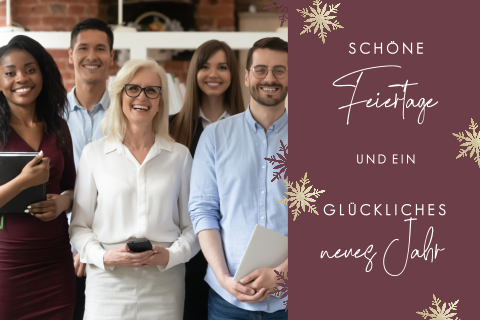 Herzliche Weihnachts- und Neujahrskarte mit Foto und Schneeflocken